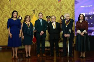 Ecuador entrega Premio Nacional Eugenio Espejo